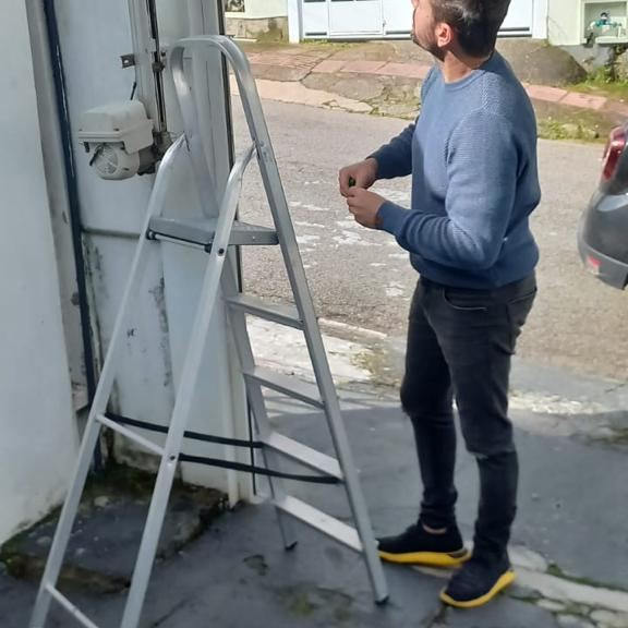 Inspeção de motor de portão basculante em Centro, Florianópolis